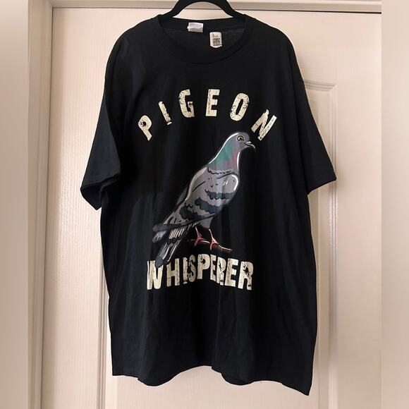 NWOT port and company black pigeon whisper graphic tee size XL - Picture 2 of 6